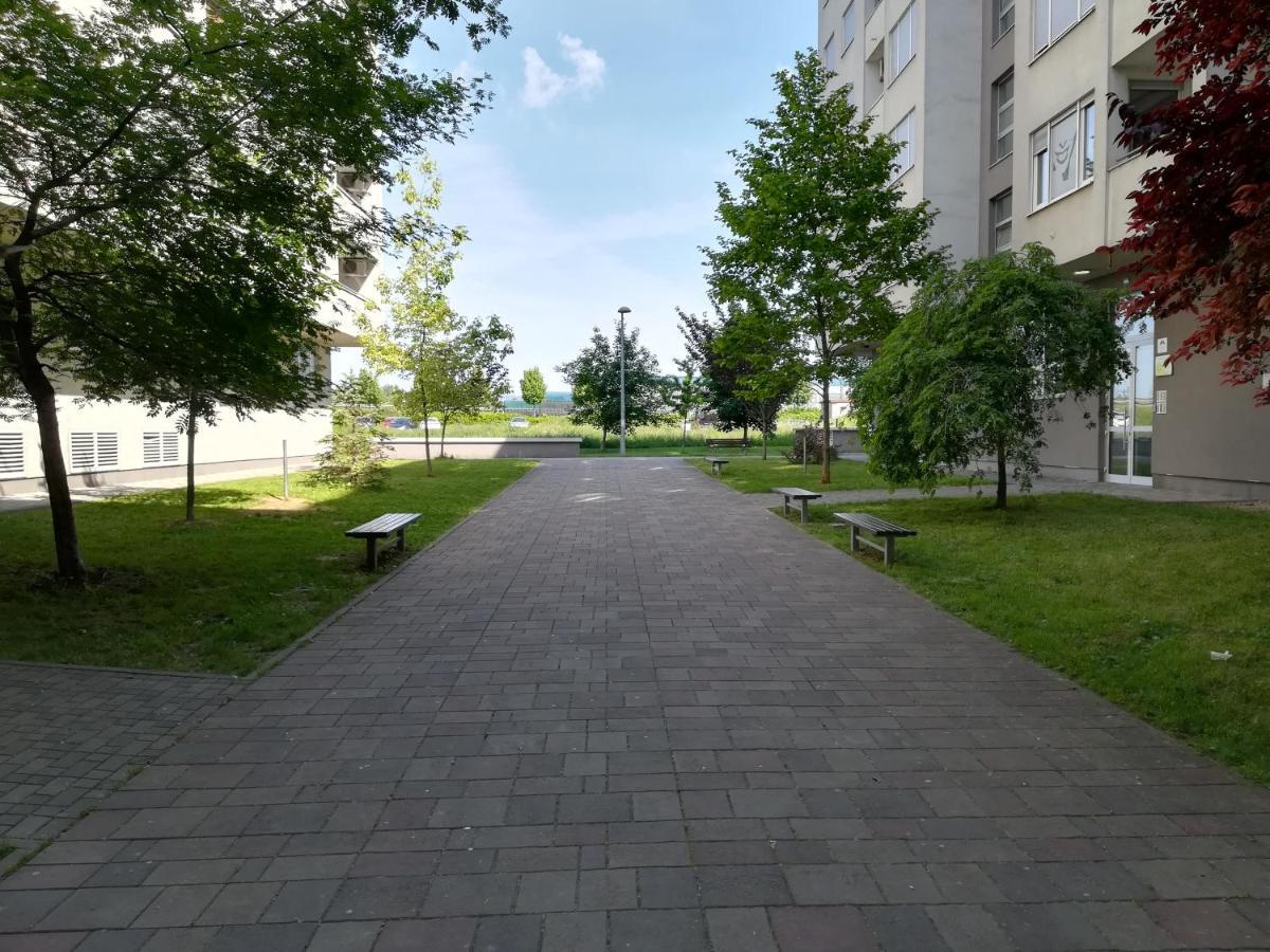 Apartments Dora 자그레브 외부 사진