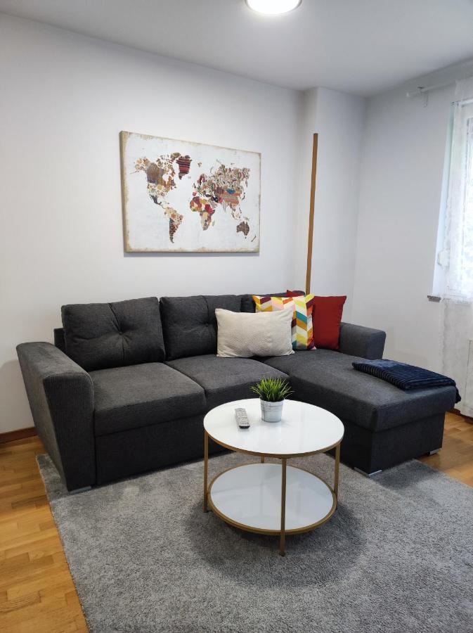 Apartments Dora 자그레브 외부 사진