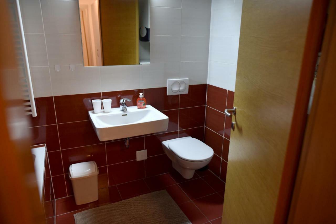 Apartments Dora 자그레브 외부 사진