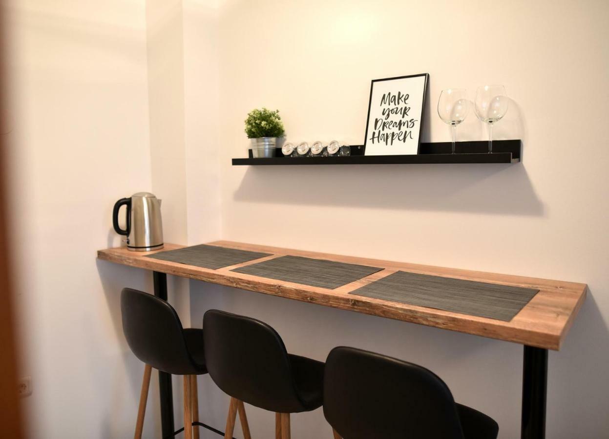 Apartments Dora 자그레브 외부 사진