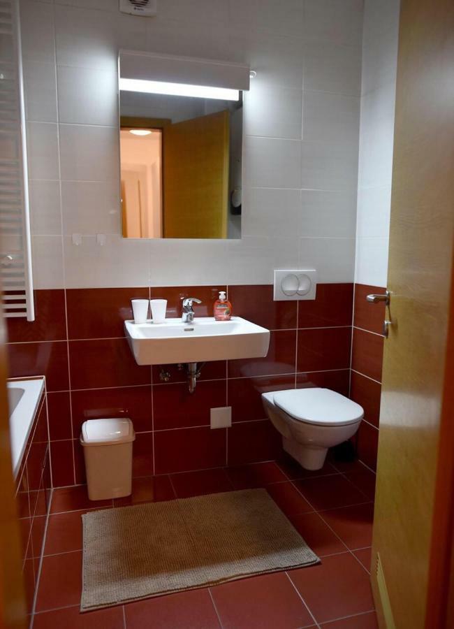 Apartments Dora 자그레브 외부 사진